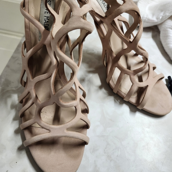 Steve Madden Women's Tan Strappy Sandals - Picture 1 of 4